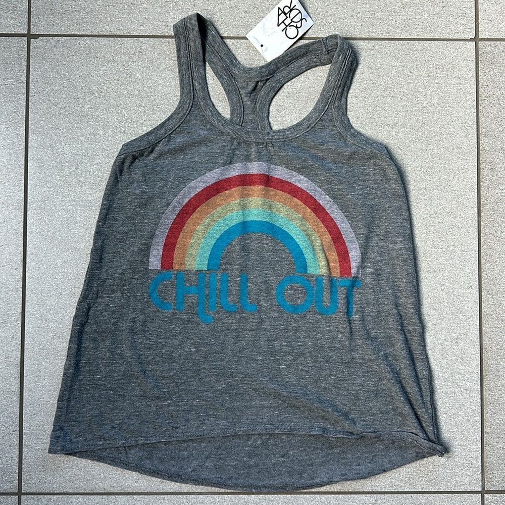 NWT Chaser Scoop-neck Chill Out Rainbow Retro Tank Top in Grey / Gray Medium - Picture 2 of 7